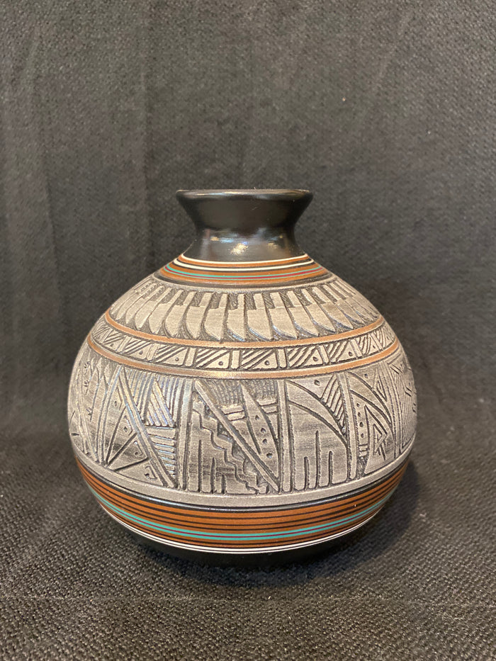 Authentic Navajo Pottery; PLNP2-A6; 5”H x 5”W; Paul Lansing