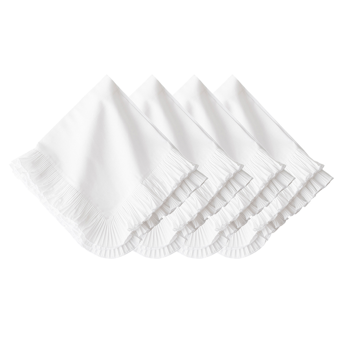 Set of white napkins with ruffled edges