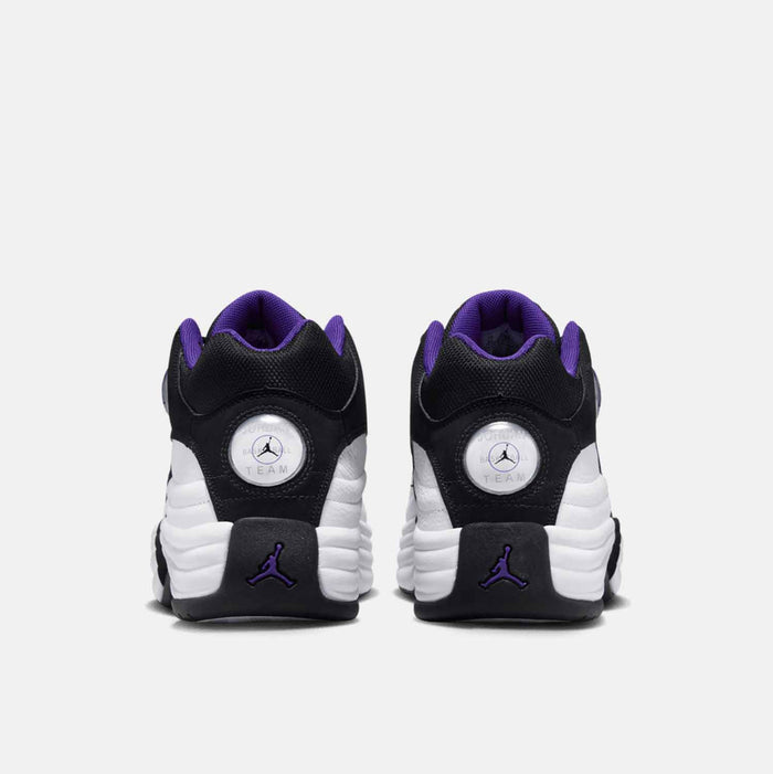 Rear view of Men's Jordan Jumpman Basketball Shoes.