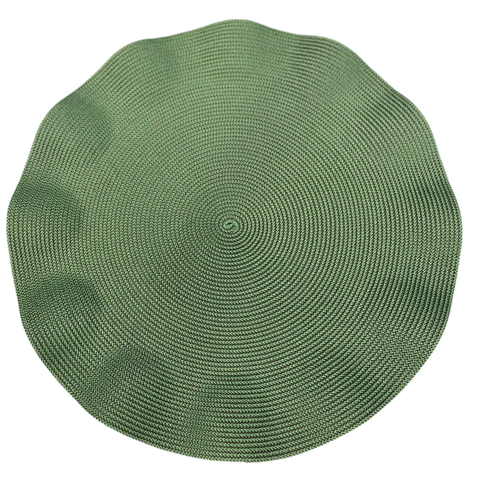 green woven placemat with ruffle edges