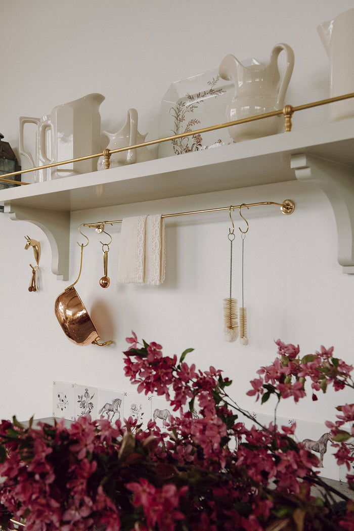 Roan Iris Stillwater Bar - Unlacquered Brass
