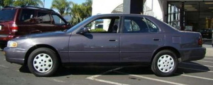 Toyota 927 Shadow Plum Pearl Basecoat With Reducer Quart (Basecoat Only)