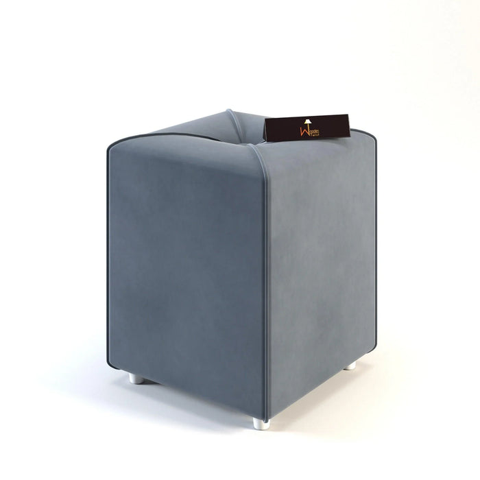 Pouffes & Ottomans
